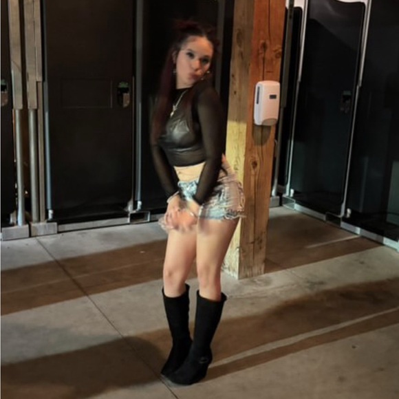 Meet your Posher, Yanette - Picture 6 of 10